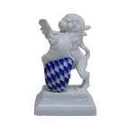 Foto de um(a) Escultura De Leão Heráldico Branco, da categoria de Escultura. Pequena e delicada escultura de leão branco HERÁLDICO, da manufatura BAVARIA West Germany, com escudo azul. Medidas 11 cm de... Vendido no marketplace Trésors.