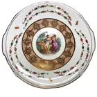 Foto de um(a) Antigo Prato De Servir Decorativo Com Alças Porcelana Tcheca, da categoria de Pratos Decorativos. Antigo e lindo prato com alças, para servir e decorar. Em porcelana artística de procedência Tcheca. Belíssima e farta... Vendido no marketplace Trésors.