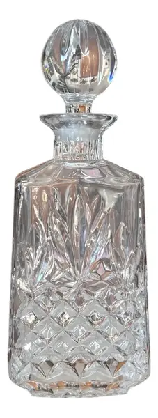 Foto de um(a) Antiga Garrafa Licoreira Decorativa Cristal Alemão Art Deco, da categoria de Garrafas. Antiga e grande garrafa licoreira em cristal alemão. Peça artística, design clássico, com traços do período Art Deco. Linda... Vendido no marketplace Trésors.