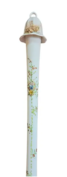 Foto de um(a) Vaso Solifleur de Vidro Fosco Opalino com Relevo Floral e Esmalte - Sino, da categoria de Vasos. Magnífico vaso solifleur (para uma única flor) em vidro fosco opalino (satinê), uma peça de arte refinada e cheia de... Mostrado de uma perspectiva diferente. Vendido no marketplace Trésors.