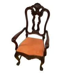 Foto de um(a) Cadeira Dom José Com Braço, da categoria de Cadeiras de jantar. Cadeira Dom José Com Braço. Vendido no marketplace Trésors.