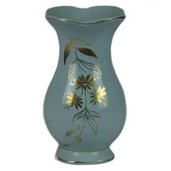Foto de um(a) Pequeno vaso em porcelana, da categoria de Vasos. ANTIGO VASINHO EM PORCELANA NA TONALIDADE AZUL AO GOSTO VELHA PEDREIRA COM DECORAÇÃO FLORAL EM DOURADO. BORDA ONDULADAS. EM... Vendido no marketplace Trésors.