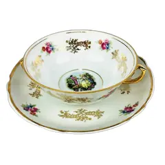 Foto de um(a) Consumê m prcelana da Real, da categoria de Xícaras. Delicado consumê em porcelana branca da manufatura REAL S.PAULO decorada com cena galante,flores em policromia e farta... Vendido no marketplace Trésors.