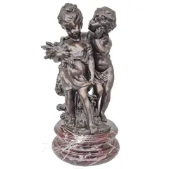 Foto de um(a) Escultura Moreau Secrets em bronze, da categoria de Escultura. A escultura Moreau Secrets em bronze é uma peça de arte excepcional que certamente irá encantar os amantes da estética... Vendido no marketplace Trésors.