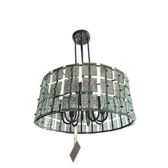 Foto de um(a) Lustre Cristal Estilo Pelotas, da categoria de Lustres. Belíssimo lustre em cristal estilo Pelotas, modelo anos 70, estrutura em alumínio .estado original.Medidas: 96cmDx93cmA. Vendido no marketplace Trésors.
