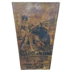 Foto de um(a) Cartaz tourada vintage - Espanha, da categoria de Placas. Cartaz antigo de origem Espanhola dimensões: 60cmL x 112cmA. Vendido no marketplace Trésors.