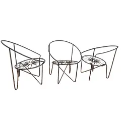 Foto de um(a) Trio Poltronas Ferro Z, da categoria de Outras cadeiras . José Zanine Caldas – trio de cadeiras de braços executadas em ferro sólido com estrutura de molas. Produzidas pela INFA,... Vendido no marketplace Trésors.