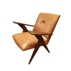 Foto de um(a) Poltrona em couro envelhecido - Zanine Caldas, da categoria de Poltronas. Rara poltrona de Zanine Caldas, estrutura ainda original de madeira imbuia, estofado novo de couro envelhecido. Valor sob... Vendido no marketplace Trésors.