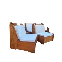 Foto de um(a) Poltrona baú anos 70 Vintage, da categoria de Poltronas. Poltronas baú em madeira cerejeira e freijó anos 70 em estado original de conservação para restauração. Valor... Vendido no marketplace Trésors.