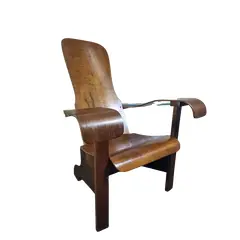 Foto de um(a) Poltrona Cimo S.A em imbuia, da categoria de Poltronas. Raríssima Poltrona “Cimo” em madeira imbuia, espaldar alto. Braços e assento encurvados. Fabricado por “Móveis Cimo”,... Vendido no marketplace Trésors.