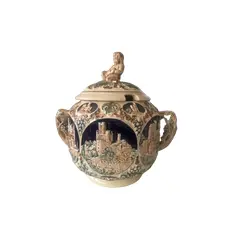 Foto de um(a) Vaso de porcelana Alemã, da categoria de Vasos. Vaso de porcelana Alemã – antigo, década de 1920/30 Elegante vaso em porcelana alemã, marcado na base com a inscrição “Made... Vendido no marketplace Trésors.