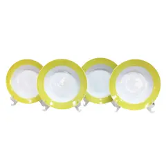 Foto de um(a) Conjunto com 04 pratos fundos porcelana Germer, da categoria de Conjuntos de servir. Conjunto de 4 pratos fundos em porcelana branca com faixa amarela na borda. Da manufatura GERMER PORCELANAS MADE IN BRAZIL... Vendido no marketplace Trésors.