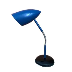 Foto de um(a) Luminária de mesa 50’s, da categoria de Iluminação de mesa e chão. 50’s | luminária de mesa em metal | Essa belezura tem base pintada em preto, haste cromada articulável e cúpula pintada em... Vendido no marketplace Trésors.