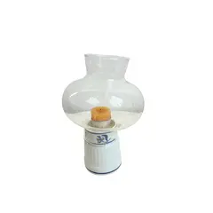 Foto de um(a) Lanterna Japonesa à vela, da categoria de Castiçais. Grande lanterna à vela em porcelana japonesas e vidro. O vidro está quebrado, como mostrado nas fotos. Medidas: 22x13cm. Vendido no marketplace Trésors.