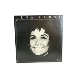 Foto de um(a) ​LP de 1979, Lena Horne, da categoria de LPs ou Discos de Vinil . LP de 1979, Lena Horne. Capa com leves avarias e disco em perfeito estado. Vendido no marketplace Trésors.