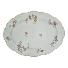Foto de um(a) Antiga travessa porcelana Limoges Haviland, da categoria de Travessas e tigelas. Grande travessa oval em porcelana de Limoges Haviland. A história da porcelana de Limoges está intrinsecamente ligada à... Vendido no marketplace Trésors.