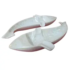 Foto de um(a) Par de Cinzeiros em Porcelana - Peixe, da categoria de Cinzeiros. Simetria e estilo náutico. Este par de cinzeiros em porcelana traz o frescor do design figurativo em formato de peixe,... Vendido no marketplace Trésors.