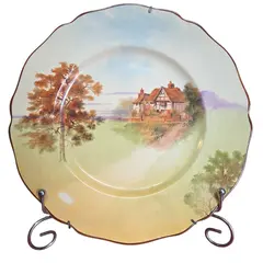 Foto de um(a) Prato Decorativo Royal Doulton England N°440, da categoria de Pratos Decorativos. Tradição e Realeza: Prato em Porcelana Inglesa Royal Doulton Adquira um pedaço da história da cerâmica britânica com este... Vendido no marketplace Trésors.