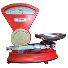 Foto de um(a) Balança Filizola Antiga de Prato - Modelo de Precisão, da categoria de Outros colecionáveis. Relíquia e Precisão: Balança Mecânica Filizola Leve para sua coleção ou estabelecimento um símbolo da indústria brasileira.... Vendido no marketplace Trésors.