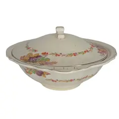 Foto de um(a) Sopeira Inglesa J&G Meakin Sunshine - Faiança "Autumn Fruits" com Friso a Ouro, da categoria de Terrinas de sopa. Belíssima sopeira antiga (terrina) em faiança inglesa, produzida pela renomada manufatura J&G Meakin, pertencente à icônica... Vendido no marketplace Trésors.