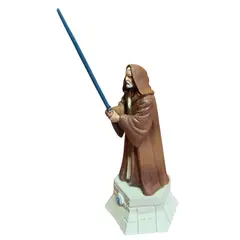 Foto de um(a) Estátua Obi-Wan Kenobi (Old Ben) Star Wars - Peça de Xadrez Colecionável (Cavaleiro Branco) - Pintado à Mão, da categoria de Figuras de ação. Adicione a sabedoria do lendário "Old Ben" à sua coleção com esta figura detalhada de Obi-Wan Kenobi. Esta peça faz parte da... Vendido no marketplace Trésors.