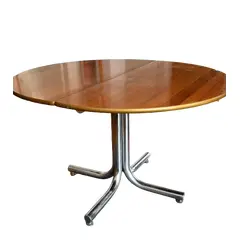 Foto de um(a) Mesa de jantar extensível Geraldo de Barros para Hobjeto anos 1970, da categoria de Mesas de Jantar. Mesa de jantar redonda extensível design Geraldo de Barros para Hobjeto, produzida na década de 1970. Garimpada em leilão e... Vendido no marketplace Trésors.