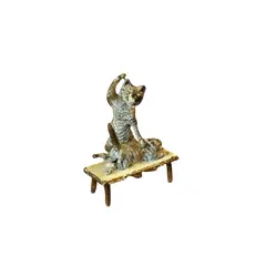 Foto de um(a) Peculiar e centenária escultura em bronze de gatos do austríaco Franz Bergmann, 6 cm., da categoria de Escultura. Peculiar e centenária escultura em bronze do austríaco Franz Bergmann, 6 cm. Por se tratar de uma peça com mais de 100 anos,... Vendido no marketplace Trésors.