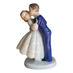 Foto de um(a) Antiga Escultura Casal Crianças Porcelana B&g R. Copenhagen, da categoria de Escultura. ~ B&G Porcelain ~Antiga e graciosa figurine escultura em porcelana artística dinamarquesa representando casal de crianças.... Vendido no marketplace Trésors.
