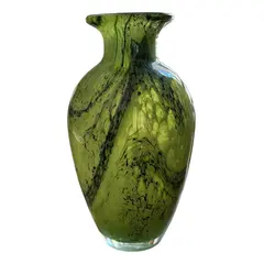 Foto de um(a) Antigo Vaso Jarro Art Deco Em Murano Verde George Davidson, da categoria de Vasos. ~ George Davidson Glass ~Antigo e belíssimo vaso artístico em Murano, feito à mão. Técnica de trabalho marmorizado. Art... Vendido no marketplace Trésors.