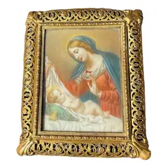 Foto de um(a) Arte Sacra Antigo Quadrinho Nossa Senhora Portrait Miniature, da categoria de Objetos religiosos e espirituais. Uma jóia de quadrinho italiano. Belíssima pintura a óleo em folha de marfim. Riqueza em todos os detalhes, a moldura é em... Vendido no marketplace Trésors.