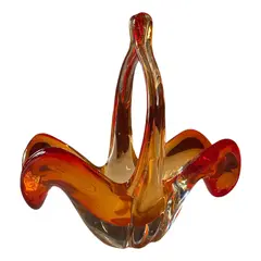 Foto de um(a) Antiga Cesta Decorativa Vaso Em Murano Italiano Art Deco, da categoria de Cestos e Caixas. ~ Italy Glass ~Antiga cesta decorativa em Murano artístico. Peça feita à mão. Lindíssimas cores. Combina com tudo. Medidas... Vendido no marketplace Trésors.