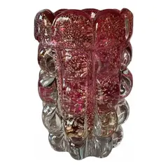 Foto de um(a) Antigo Vaso Em Murano Italy Glass Vermelho Com Ouro Art Deco, da categoria de Vasos. Mix and Match! Murano com ouro é a melhor combinação que temos. Antigo vaso artístico feito à mão em Murano Italy Glass com... Vendido no marketplace Trésors.
