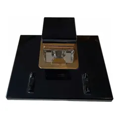Foto de um(a) Antigo Tinteiro Porta Caneta Cristal Tcheco Preto Art Deco, da categoria de Outros colecionáveis. Antigo e clássico tinteiro em cristal Tcheco com o recipiente para tinta em cristal translúcido lapidado à mão. Na frente... Vendido no marketplace Trésors.