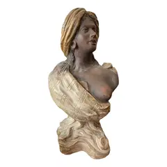 Foto de um(a) Antigo Busto Escultura Blackamoor Em Terracota Austríaca, da categoria de Escultura. Importante busto de mulher seminua em terracota, início do século XX. Peça artística, toda feita à mão Altura 39cm. Vendido no marketplace Trésors.