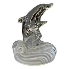 Foto de um(a) Antiga Escultura Golfinho Cristal Murano Italiano Art Deco, da categoria de Escultura. Royal Crystal Rock - ItalyAntiga e belíssima escultura artística em bloco maciço de cristal italiano de excelente qualidade,... Vendido no marketplace Trésors.