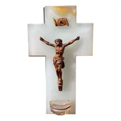 Foto de um(a) Antigo Crucifixo Cristo Em Bronze Francês Pia Batismal Ônix, da categoria de Objetos religiosos e espirituais. Antigo e raro crucifixo com recipiente para água benta, chamado antigamente de benteiro ou pia batismal. Peça francesa em... Vendido no marketplace Trésors.