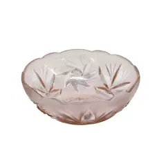 Foto de um(a) Bowl rosa de vidrão lapidado, da categoria de Travessas e tigelas. Bowl em vidrão lapidado na tonalidade rosa, com bordas onduladas. Medidas 9A X 21D Em bom estado, com mínimas marcas do... Vendido no marketplace Trésors.