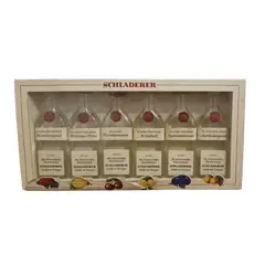 Foto de um(a) Rara coleção de aguardentes alemãs, da categoria de Destilados. Rara coleção composta por seis miniaturas de aguardentes de frutas da famosa destilaria alemã Schladerer, localizada em... Vendido no marketplace Trésors.