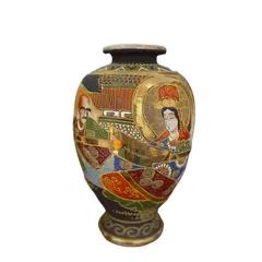Foto de um(a) Antigo Raro Vaso Jarro Oriental Porcelana Japonesa Satsuma, da categoria de Vasos. ~ Satsuma ~Antigo e raro vaso bojudo em porcelana artística japonesa, ricamente pintado à mão. Decoração típica com figuras... Vendido no marketplace Trésors.