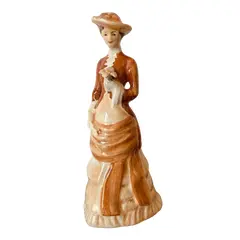Foto de um(a) Estatueta cerâmica Weiss, da categoria de Escultura. Estatueta Produzida pela cerâmica Weiss. 24 cm de altura Em perfeito estado. Vendido no marketplace Trésors.