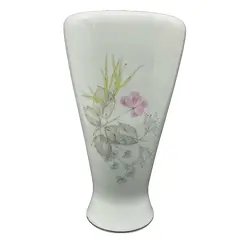 Foto de um(a) Antigo Vaso Art Deco Porcelana Alemã Rosenthal Bettina, da categoria de Vasos. Rosenthal modelo Bettina - Pariser Frühling. Antigo vaso em porcelana artística alemã, da renomada manufatura Rosenthal, uma... Vendido no marketplace Trésors.
