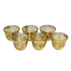 Foto de um(a) Conjunto com 06 copos para shot, da categoria de Copos. Conjunto de 6 copinhos em vidro com farta douração para shot. Made in Korea. Medidas 5A X 6D. Vendido no marketplace Trésors.