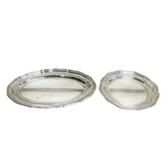 Foto de um(a) Duas travessas para servir em metal WMF, da categoria de Travessas e tigelas. Conjunto de duas travessas em metal espessurado à prata, da manufatura WMF. Medidas da maior 36C X 24LMenor 24DEm bom... Vendido no marketplace Trésors.