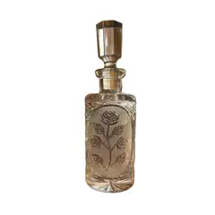 Foto de um(a) Antiga Garrafa Licoreira Cristal Francês Satiné Art Deco, da categoria de Garrafas. Antiga e grande garrafa licoreira em bloco maciço e pesado de cristal francês de excelente qualidade, lindo brilho natural e... Vendido no marketplace Trésors.