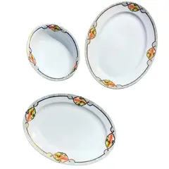 Foto de um(a) Antigo Trio De Travessas Em Porcelana Japonesa Meito China, da categoria de Travessas e tigelas. Meito China, manufatura fundada em 1908. Antigo trio de travessas em fina porcelana japonesa, pintadas à mão e acabamento... Vendido no marketplace Trésors.