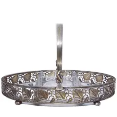 Foto de um(a) Antiga Petisqueira Art Deco Em Prata Wmf E Cristal Facetado, da categoria de Bandejas. Antiga e elegante petisqueira Art Deco, em metal espessurado a prata, da famosa manufatura alemã WMF, com seus 4 originais... Vendido no marketplace Trésors.