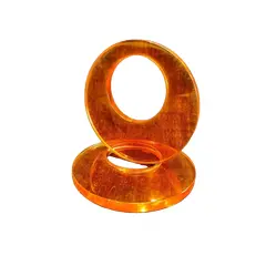 Foto de um(a) Par de Argolas Vintage em Acrílico Laranja, Década de 1970, da categoria de Anéis e cornijas para cortinas. Par de argolas em acrílico na cor laranja, usadas como puxadores de cortinas, decada de 1970. Diâmetro: 14 cm / espessura: 1... Vendido no marketplace Trésors.