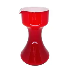 Foto de um(a) Antiga Diferente Jarra Coqueteleira Art Deco Vidro Leitoso, da categoria de Garrafas, potes e jarros. Antiga e diferente jarra Art Deco, em vidro opalinado (sandwich glass) da mesma época das garrafas pescoçudas de bola.... Vendido no marketplace Trésors.