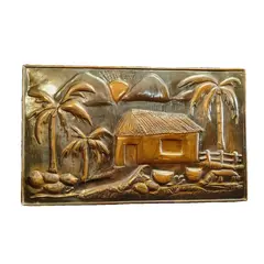 Foto de um(a) Quadro em Cobre Oxidado e Rebatido e Ferro, Paisagem Praiana Nordestina, Década de 2000, da categoria de Objetos de parede esculturais. Quadro com paisagem praiana nordestina, feito com folha de cobre oxidada, rebatido e com ótimo relevo e estrutura em baguete... Vendido no marketplace Trésors.