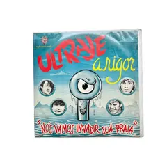 Foto de um(a) Disco de vinil Ultraje a Rigor - 1985, da categoria de LPs ou Discos de Vinil. Disco de vinil Ultraje a Rigor, de 1985. Possui um risco superficial e pontos de sujidade. Vendido no marketplace Trésors.